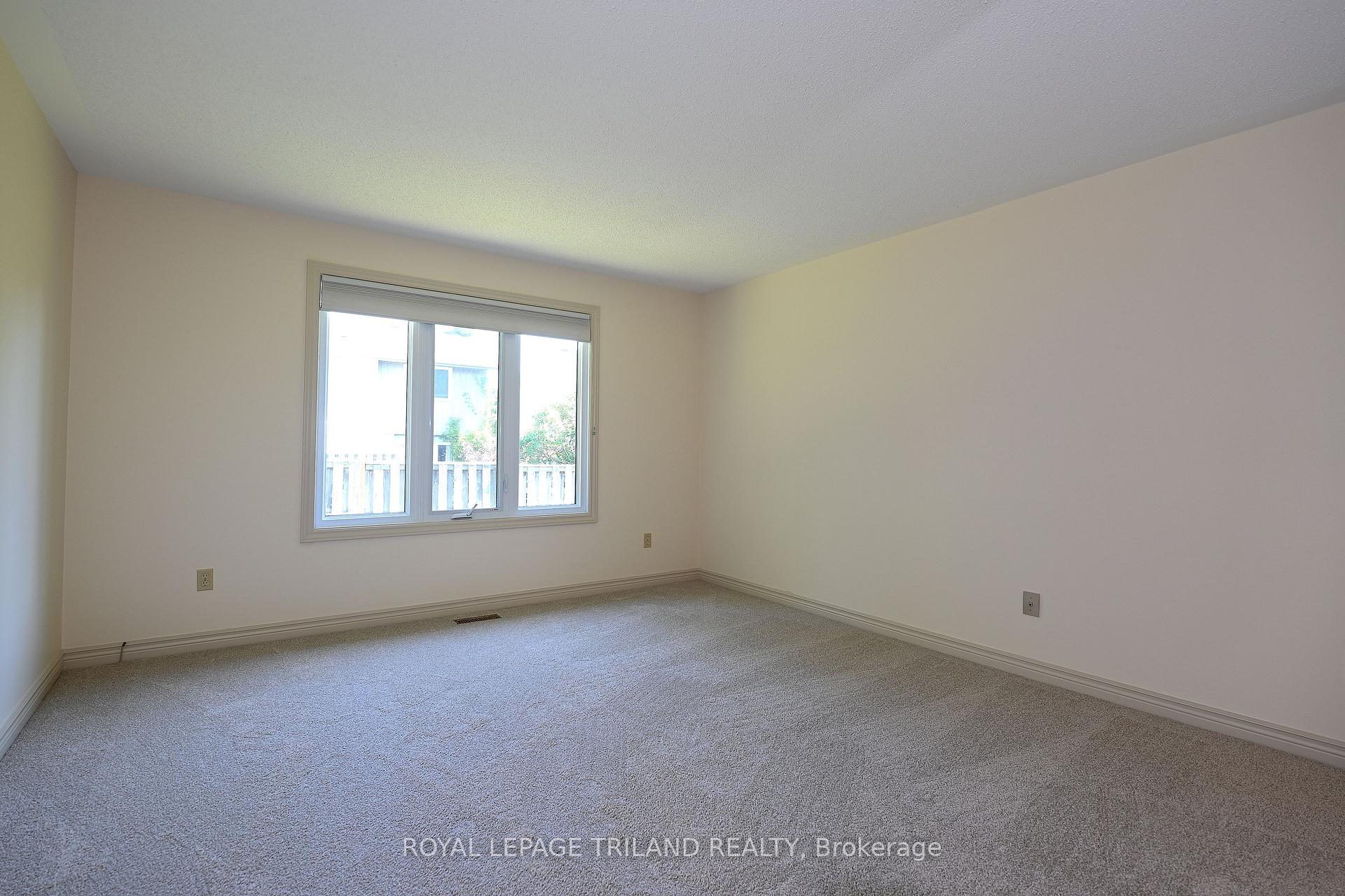 Photo 19 of Unit 4, 94 Pine Valley Gate, London, South N — HOMEH