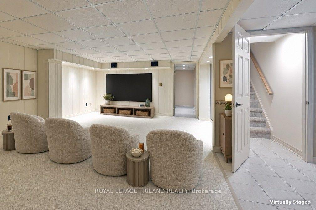 Photo 24 of Unit 4, 94 Pine Valley Gate, London, South N — HOMEH