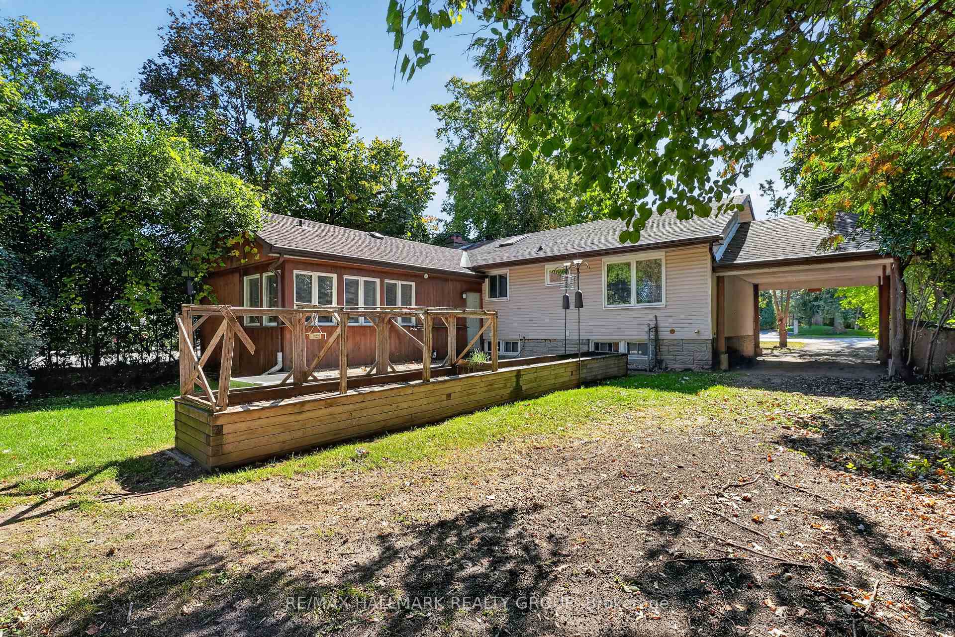 Photo 35 of 433 Pleasant Park Road, Ottawa, Faircrest Heights — HOMEH