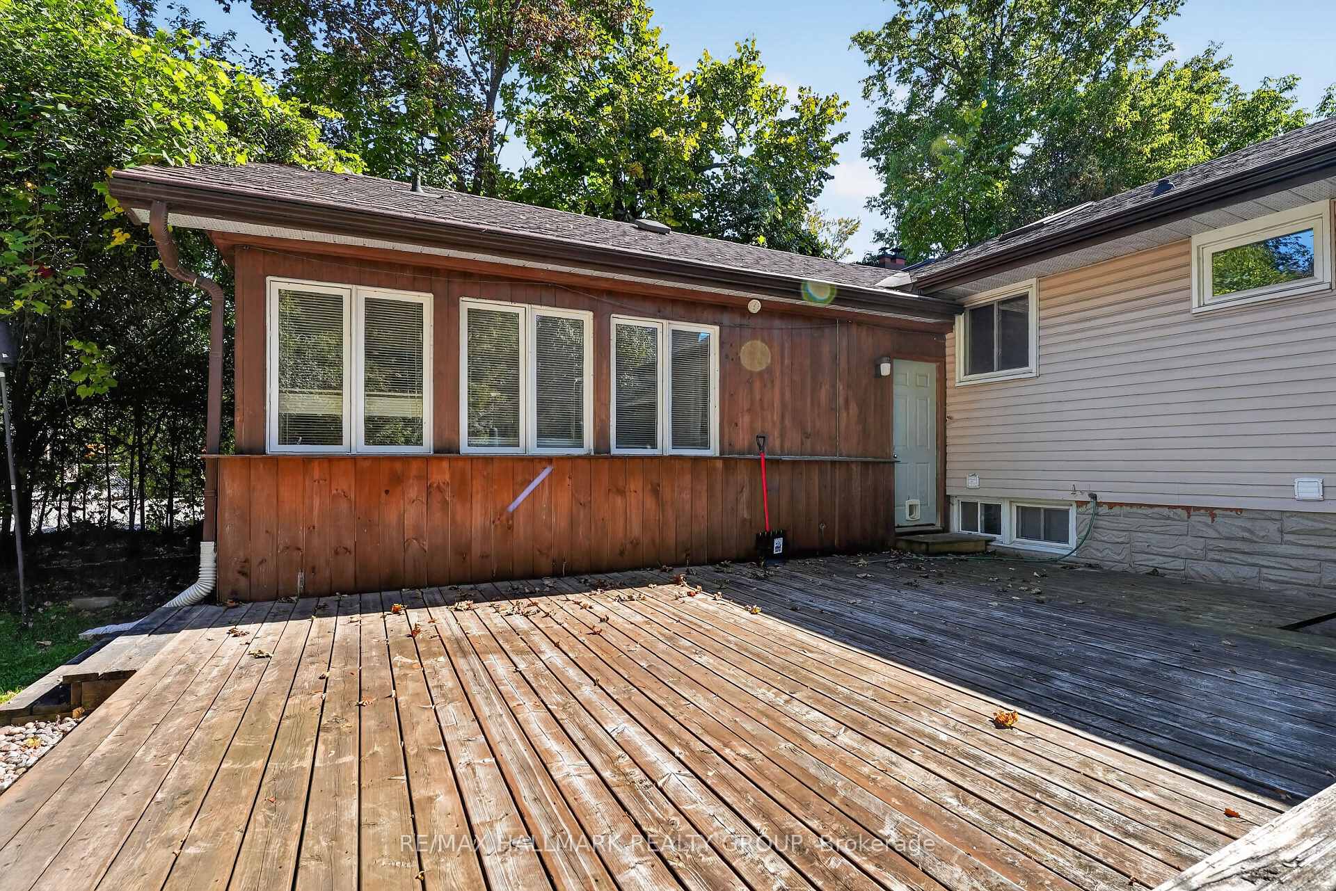 Photo 38 of 433 Pleasant Park Road, Ottawa, Faircrest Heights — HOMEH