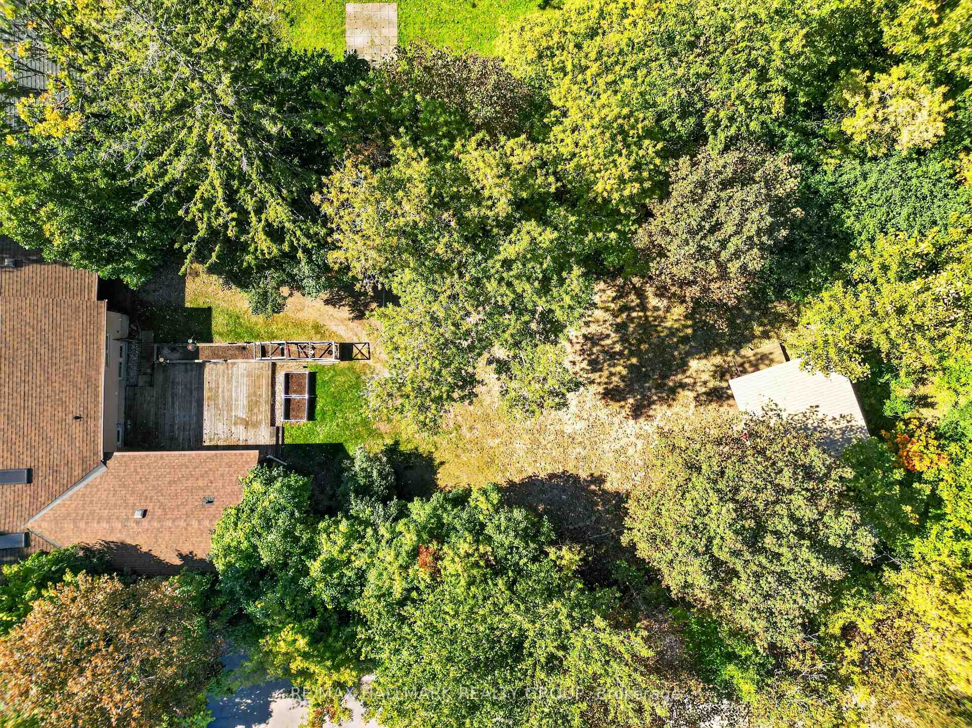 Photo 47 of 433 Pleasant Park Road, Ottawa, Faircrest Heights — HOMEH