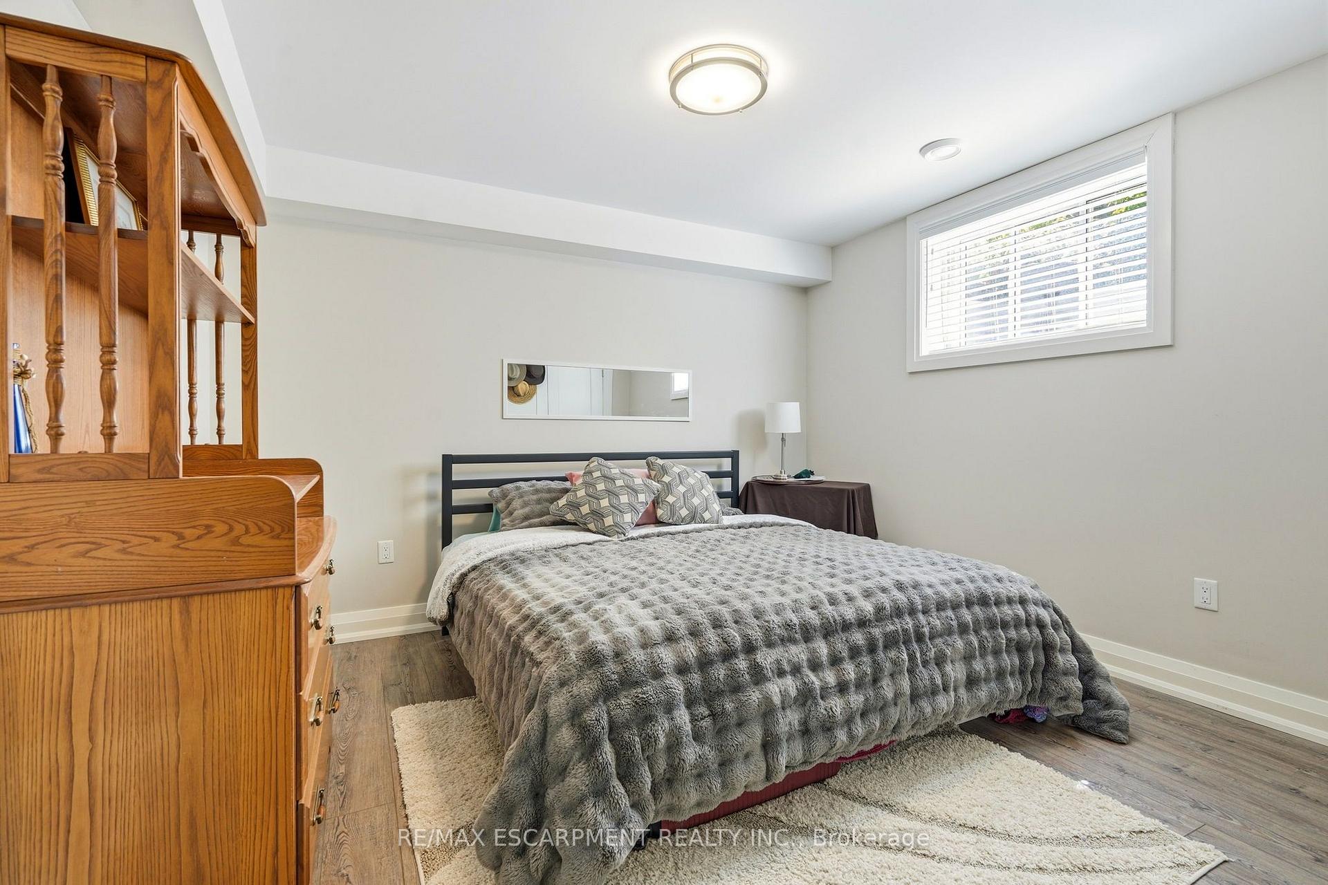 Photo 38 of 42 Carlton Avenue, Welland, N. Welland — HOMEH