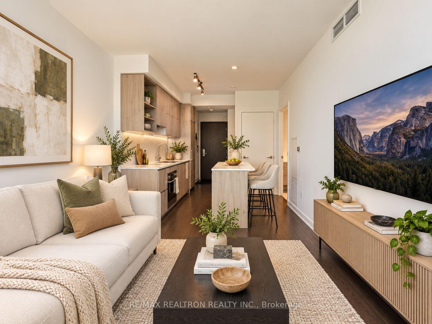 Photo 6 of Unit 3404, 1 Yorkville Avenue, Toronto, The Annex — HOMEH
