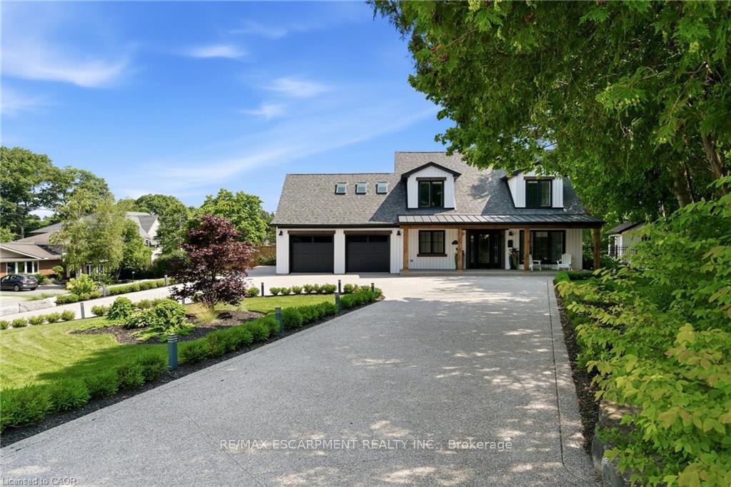 Photo of 204 Fallingbrook Drive