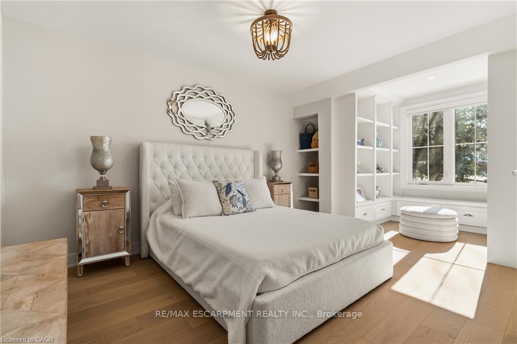 Photo 30 of 204 Fallingbrook Drive, Hamilton, Ancaster — HOMEH