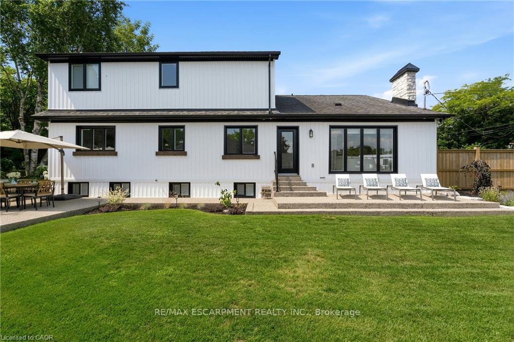 Photo 47 of 204 Fallingbrook Drive, Hamilton, Ancaster — HOMEH