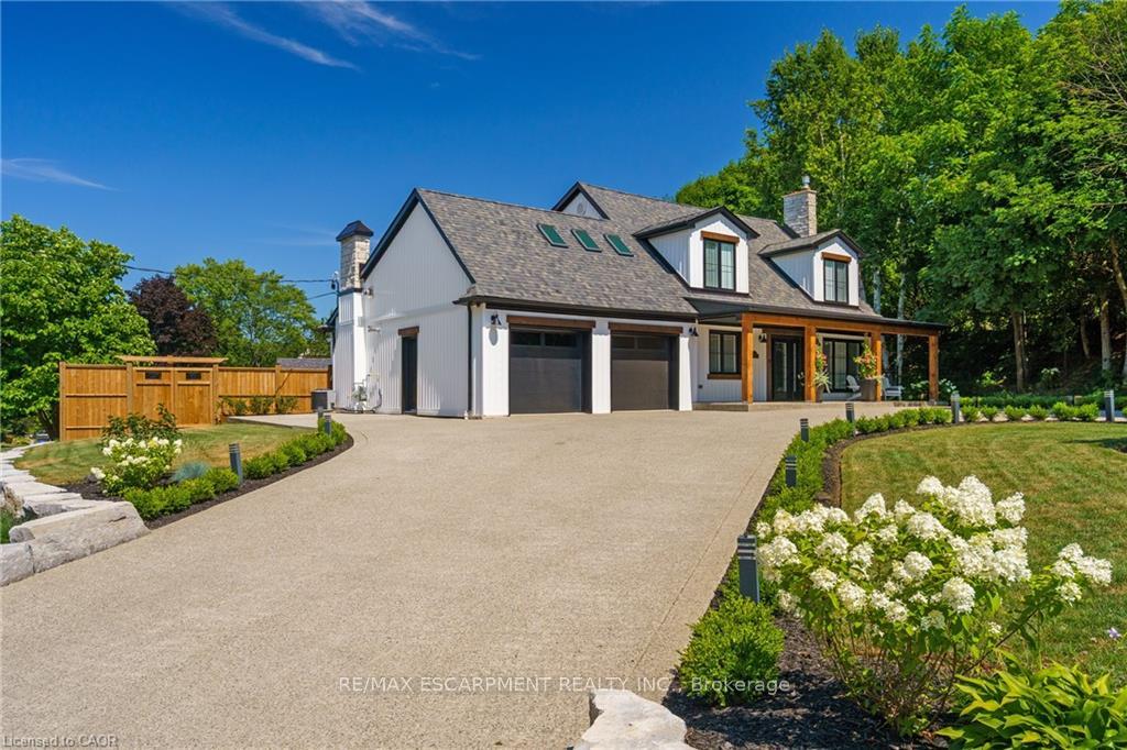 Photo 50 of 204 Fallingbrook Drive, Hamilton, Ancaster — HOMEH