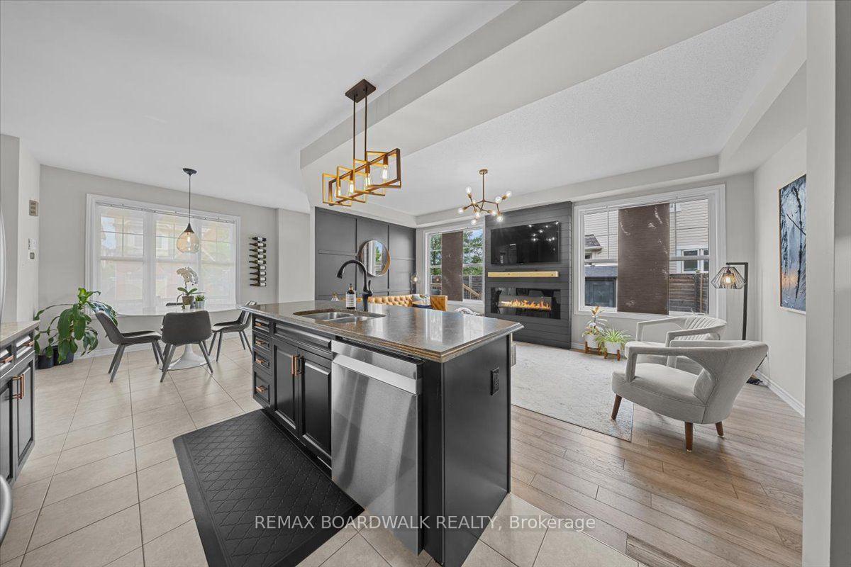 Photo 12 of 89 Damselfly Way, Ottawa, Barrhaven - Half Moon Bay — HOMEH