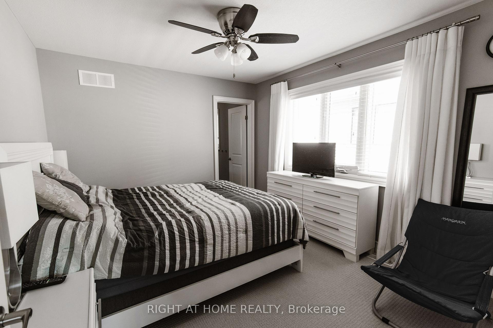 Photo 22 of 18 Joyce Crescent, Pelham, Fonthill — HOMEH