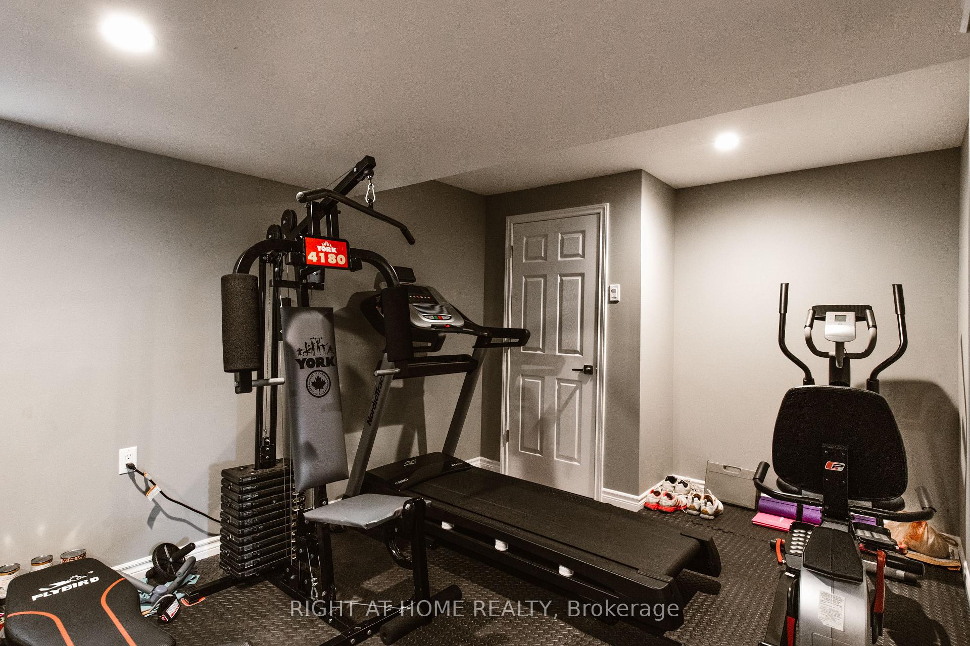 Photo 28 of 18 Joyce Crescent, Pelham, Fonthill — HOMEH