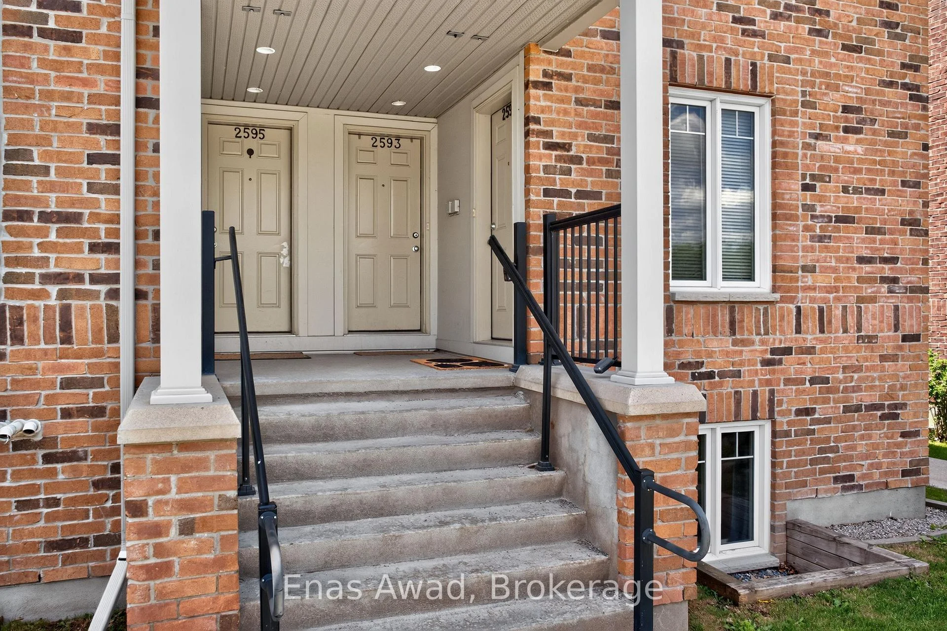 Photo 4 of Unit 26, 2591 Longfields Drive, Ottawa, Barrhaven - Stonebridge — HOMEH
