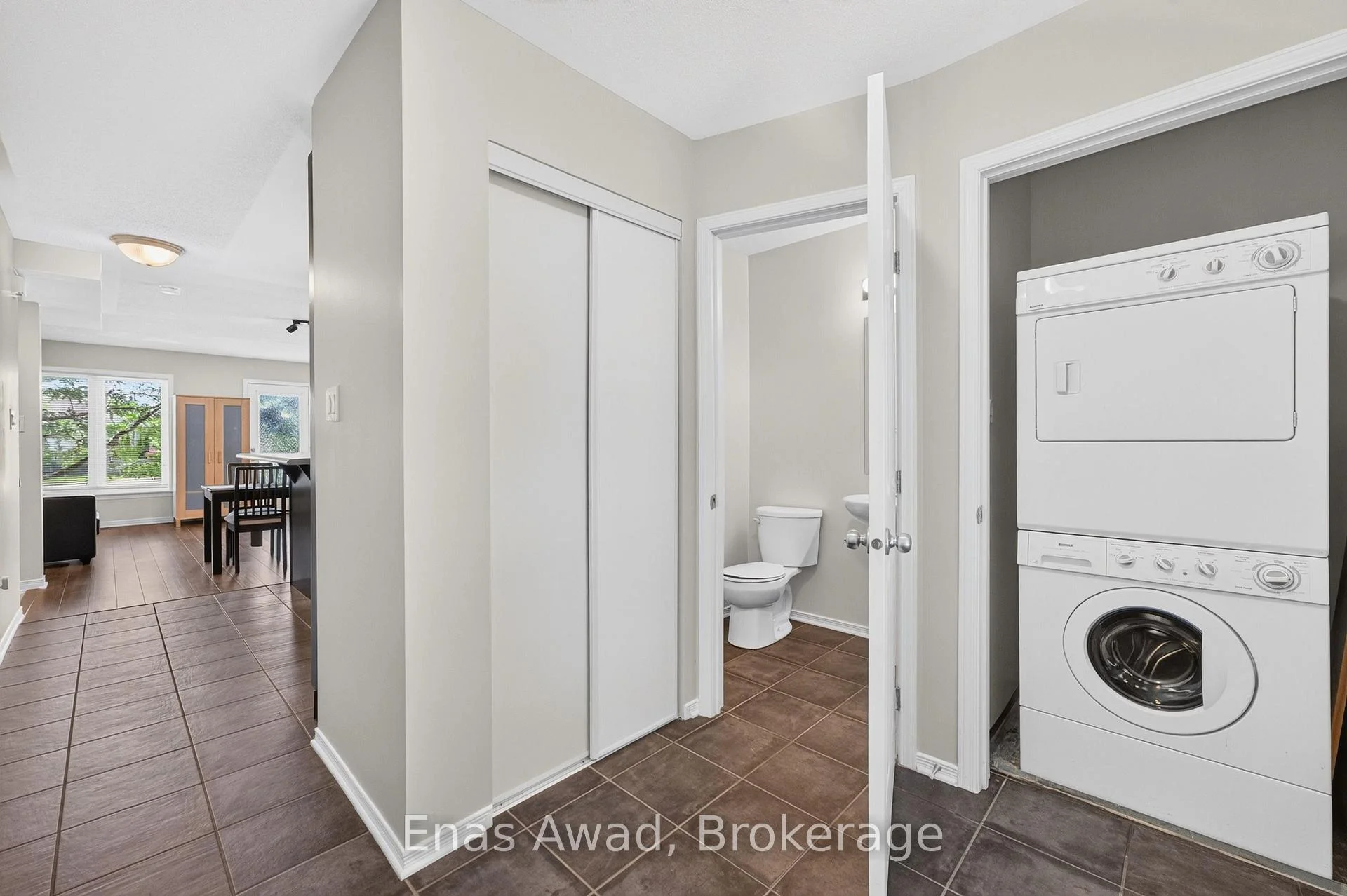 Photo 5 of Unit 26, 2591 Longfields Drive, Ottawa, Barrhaven - Stonebridge — HOMEH
