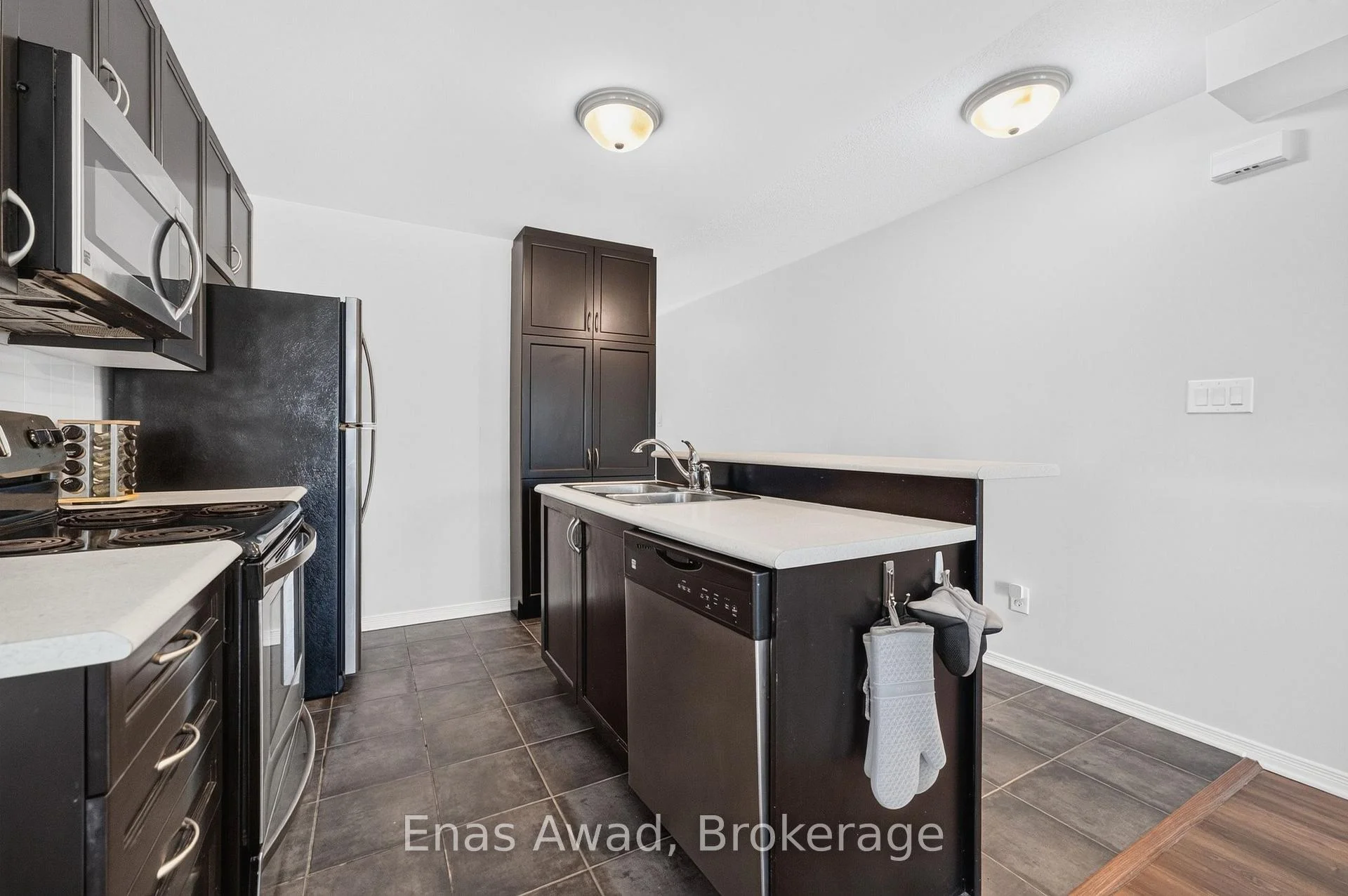 Photo 10 of Unit 26, 2591 Longfields Drive, Ottawa, Barrhaven - Stonebridge — HOMEH