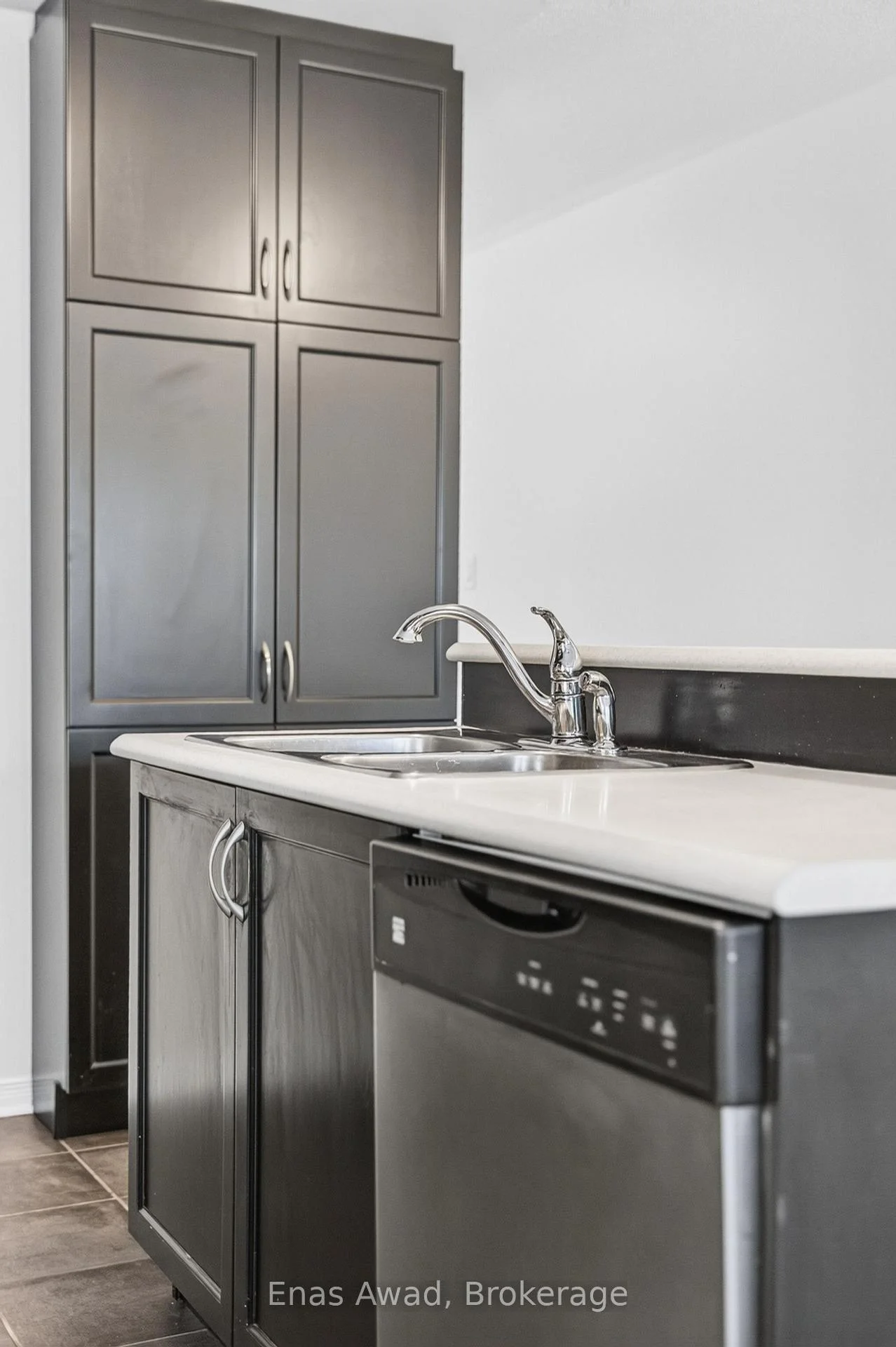 Photo 11 of Unit 26, 2591 Longfields Drive, Ottawa, Barrhaven - Stonebridge — HOMEH