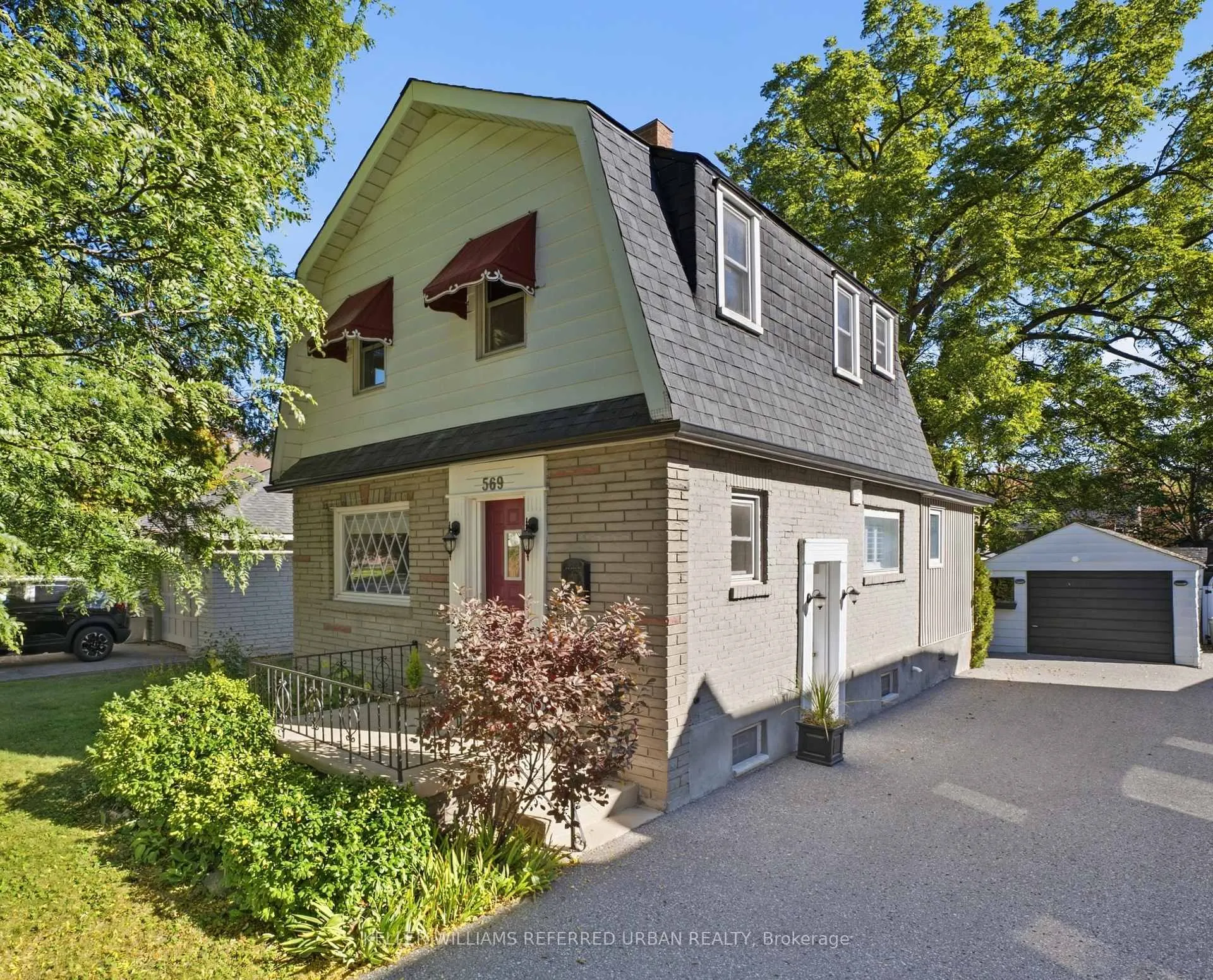 Photo of 569 Masson Street