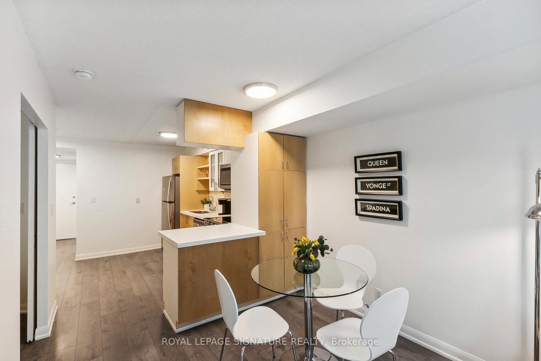 Photo 11 of Unit 304, 600 Fleet Street, Toronto, Niagara — HOMEH