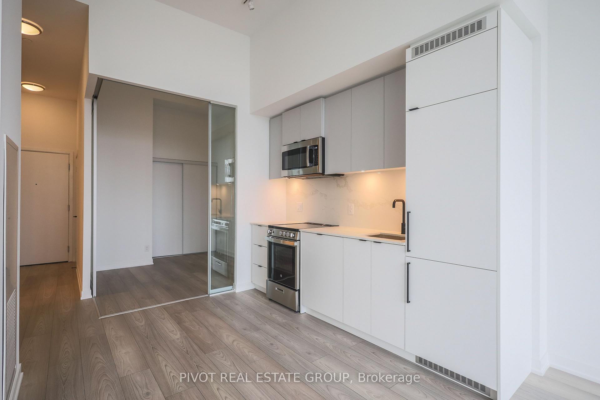 Photo 3 of Unit 715, 285 Dufferin Street, Toronto, South Parkdale — HOMEH