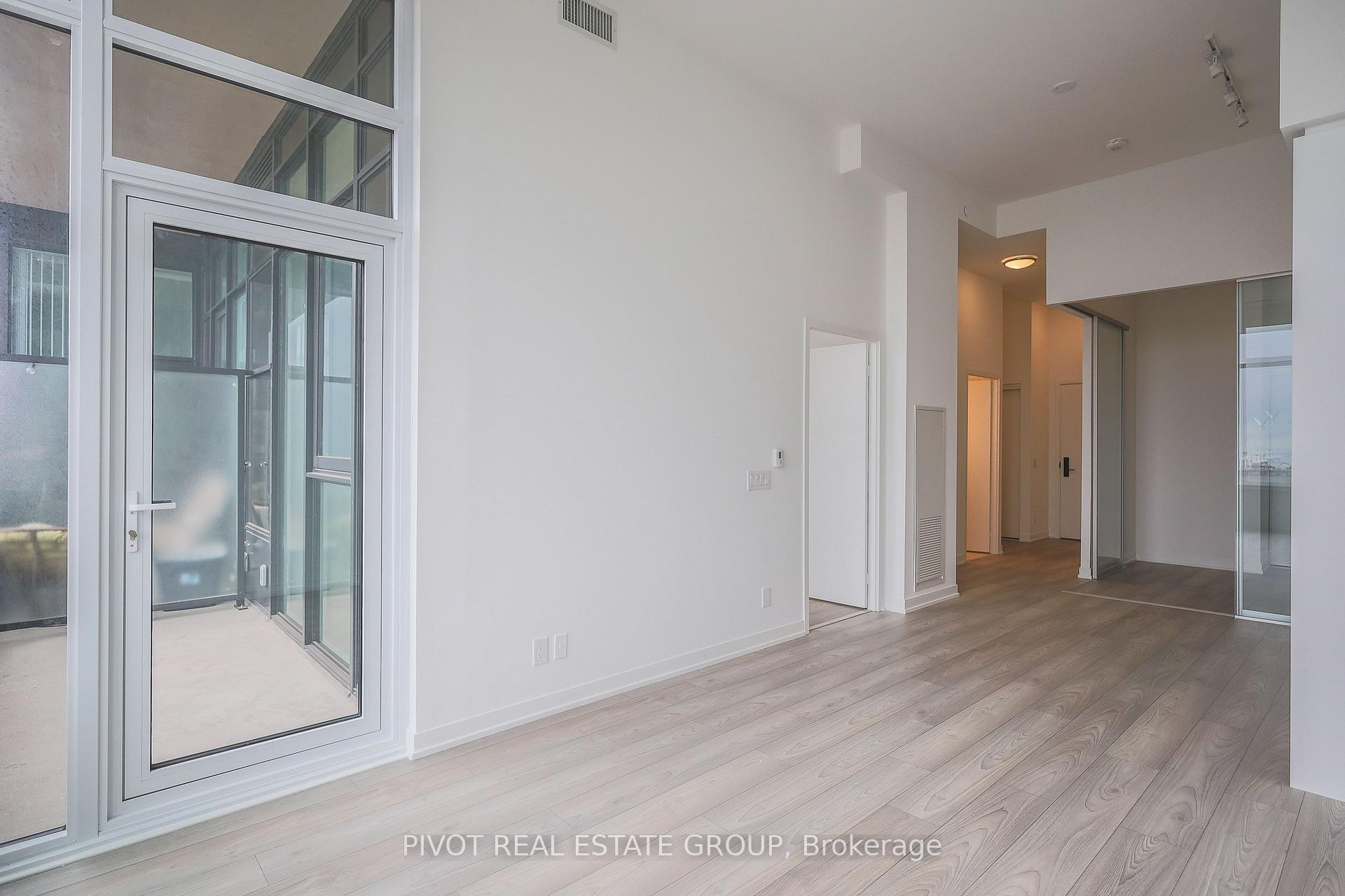 Photo 5 of Unit 715, 285 Dufferin Street, Toronto, South Parkdale — HOMEH