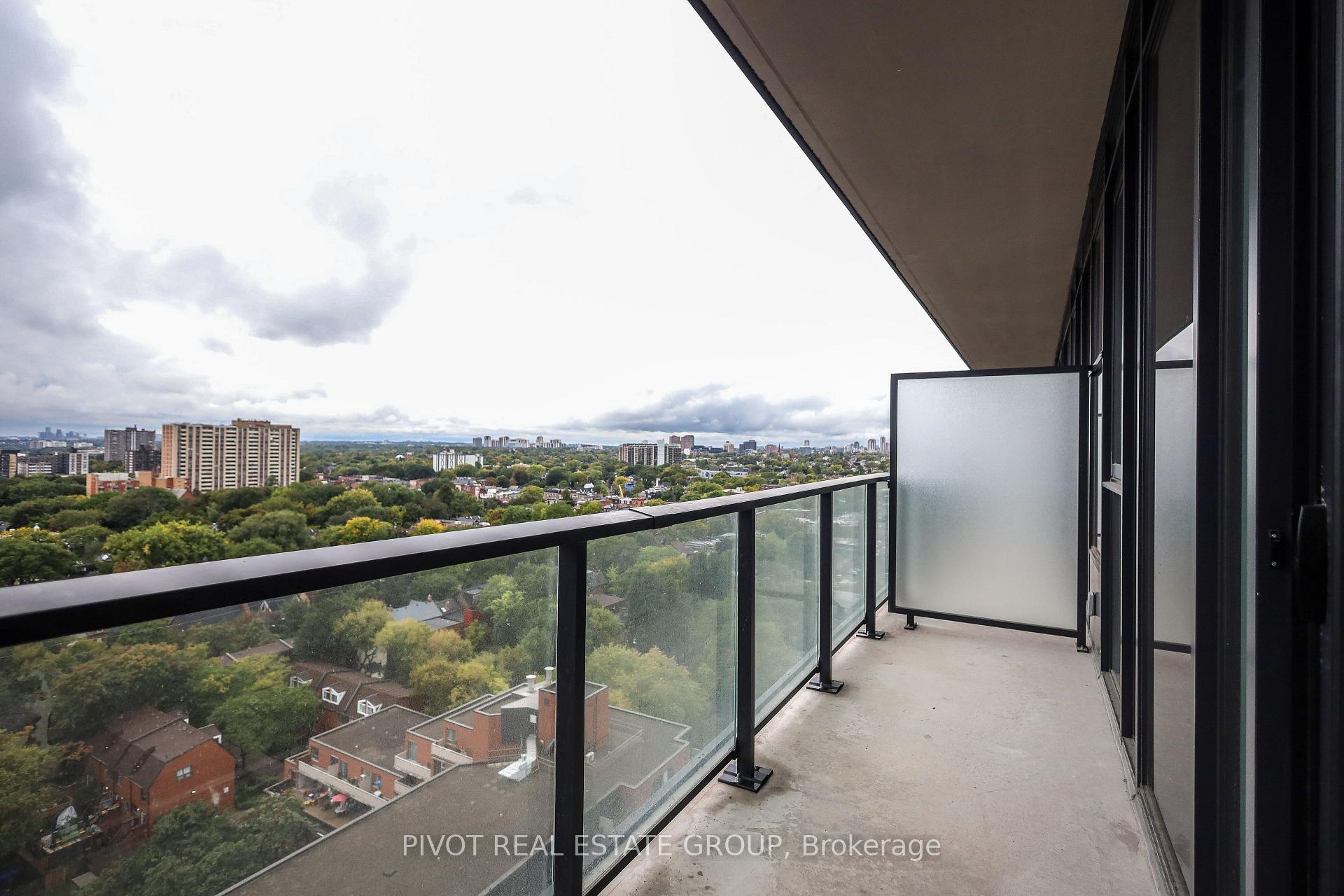 Photo 11 of Unit 1406, 285 Dufferin Street, Toronto, South Parkdale — HOMEH