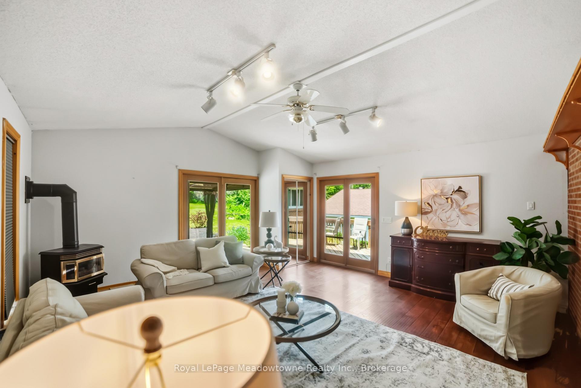 Photo 18 of 12 Huntsman Gate, Hamilton, Freelton — HOMEH