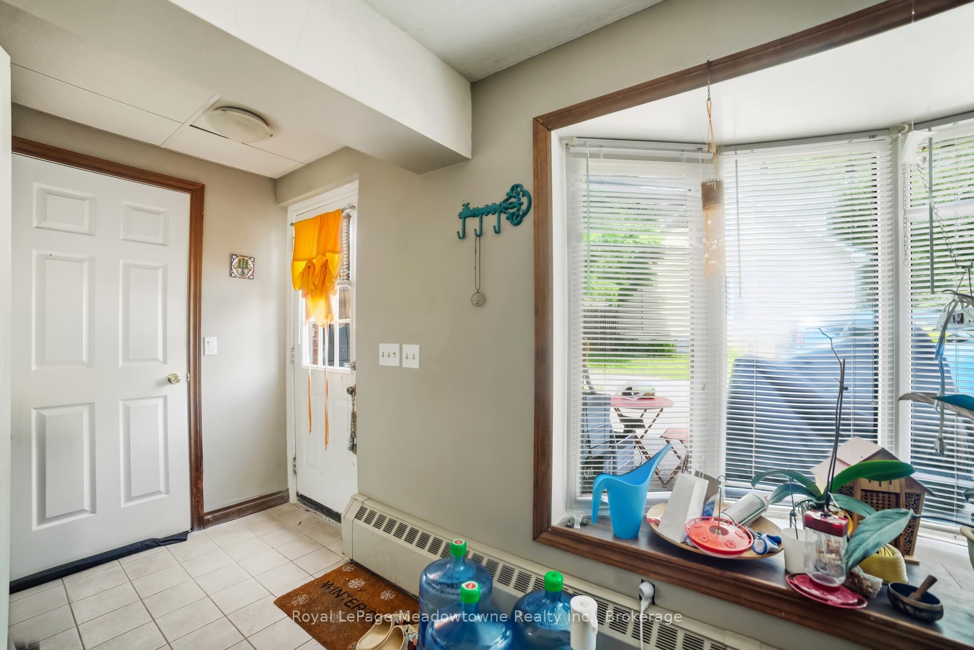 Photo 35 of 12 Huntsman Gate, Hamilton, Freelton — HOMEH