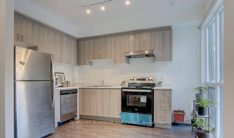 Photo 15 of 13 Falaise Road, Scarborough, West Hill — HOMEH