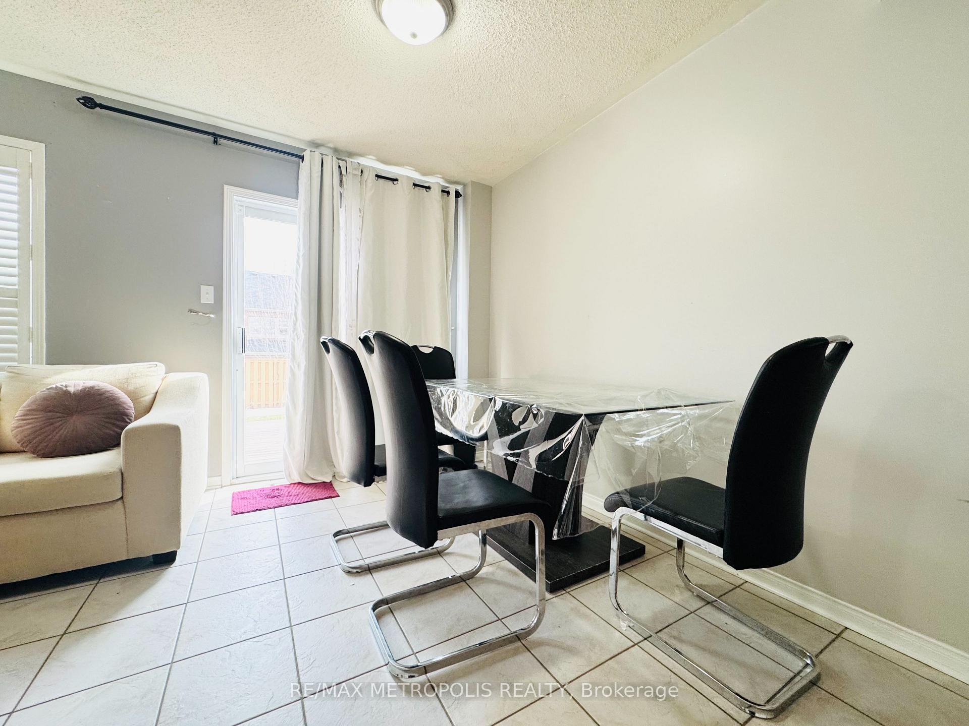 Photo 8 of 33 Palomino Place, Whitby, Pringle Creek — HOMEH