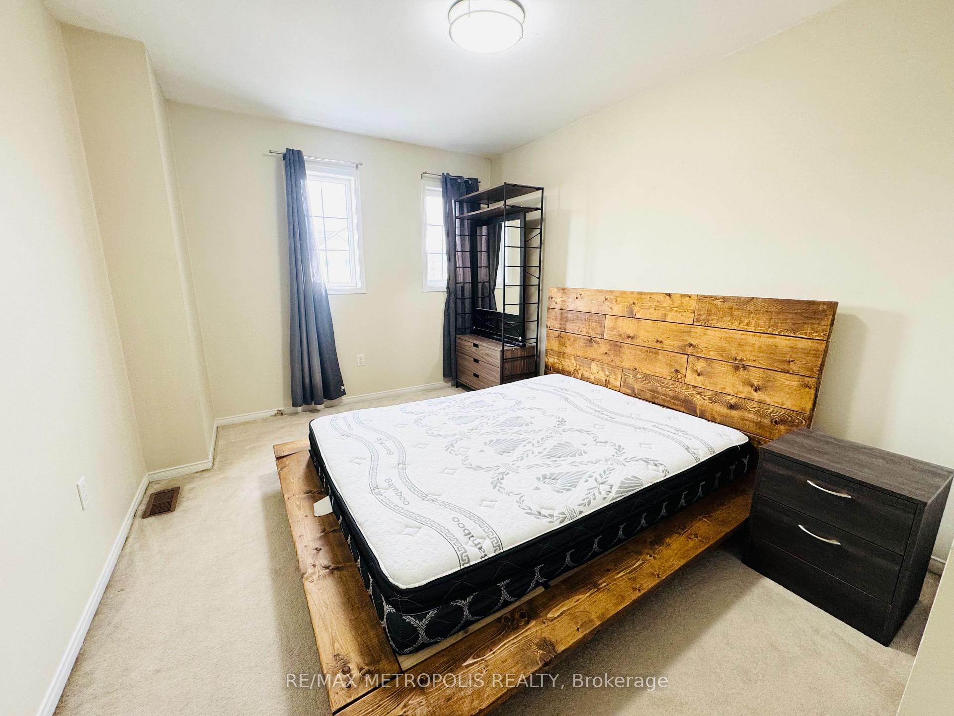Photo 18 of 33 Palomino Place, Whitby, Pringle Creek — HOMEH