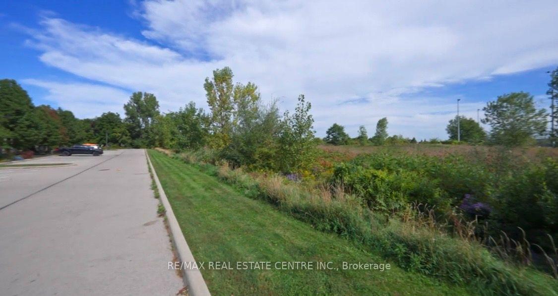 Photo 3 of 68A Main Street N, Haldimand — HOMEH