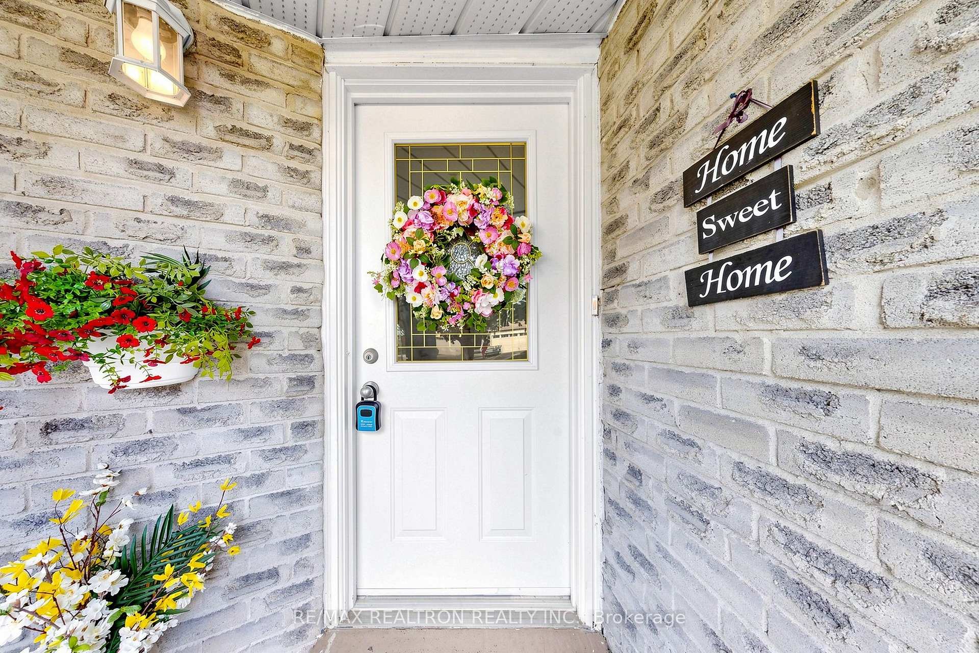 Photo 5 of 102 Kearney Drive, Ajax, Central West — HOMEH