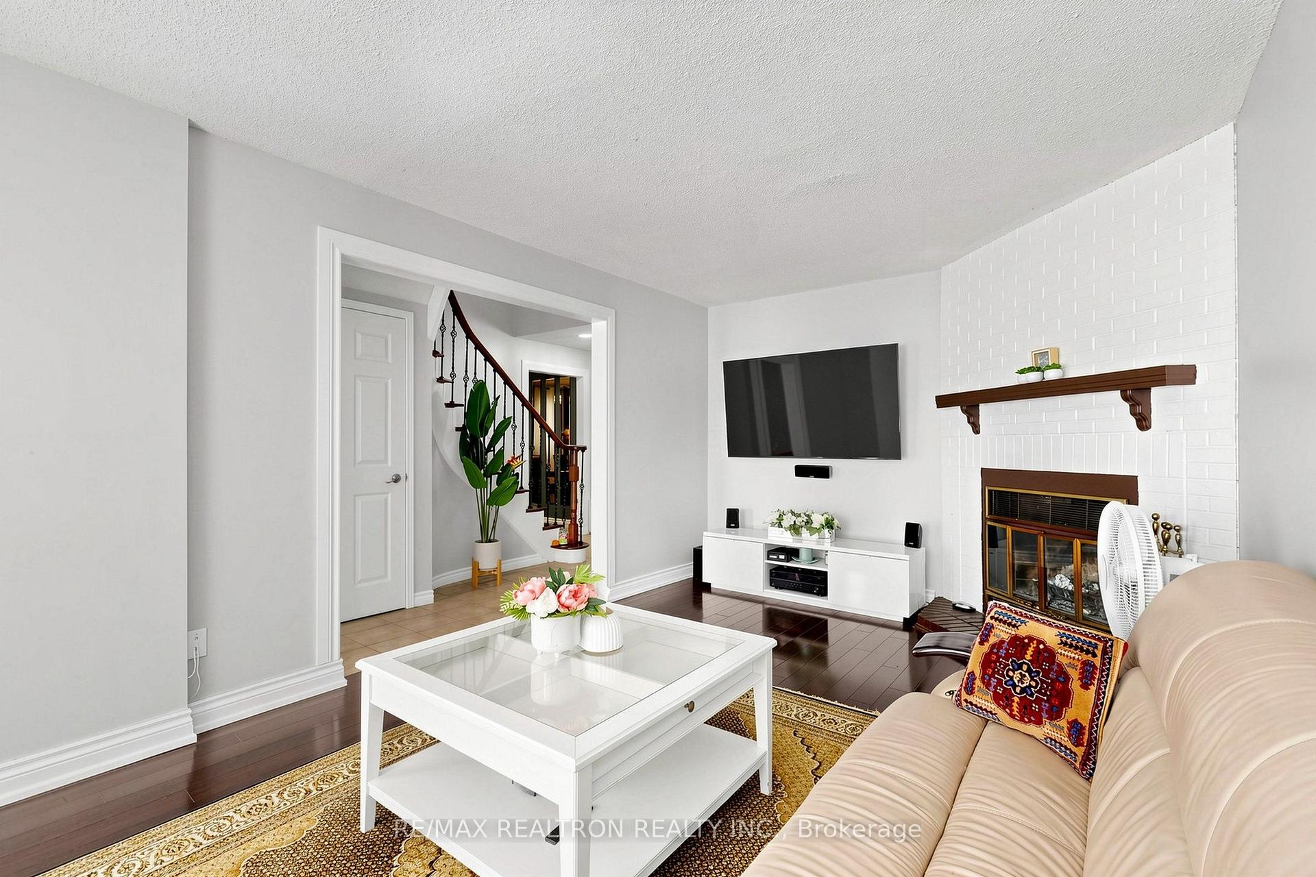 Photo 14 of 102 Kearney Drive, Ajax, Central West — HOMEH