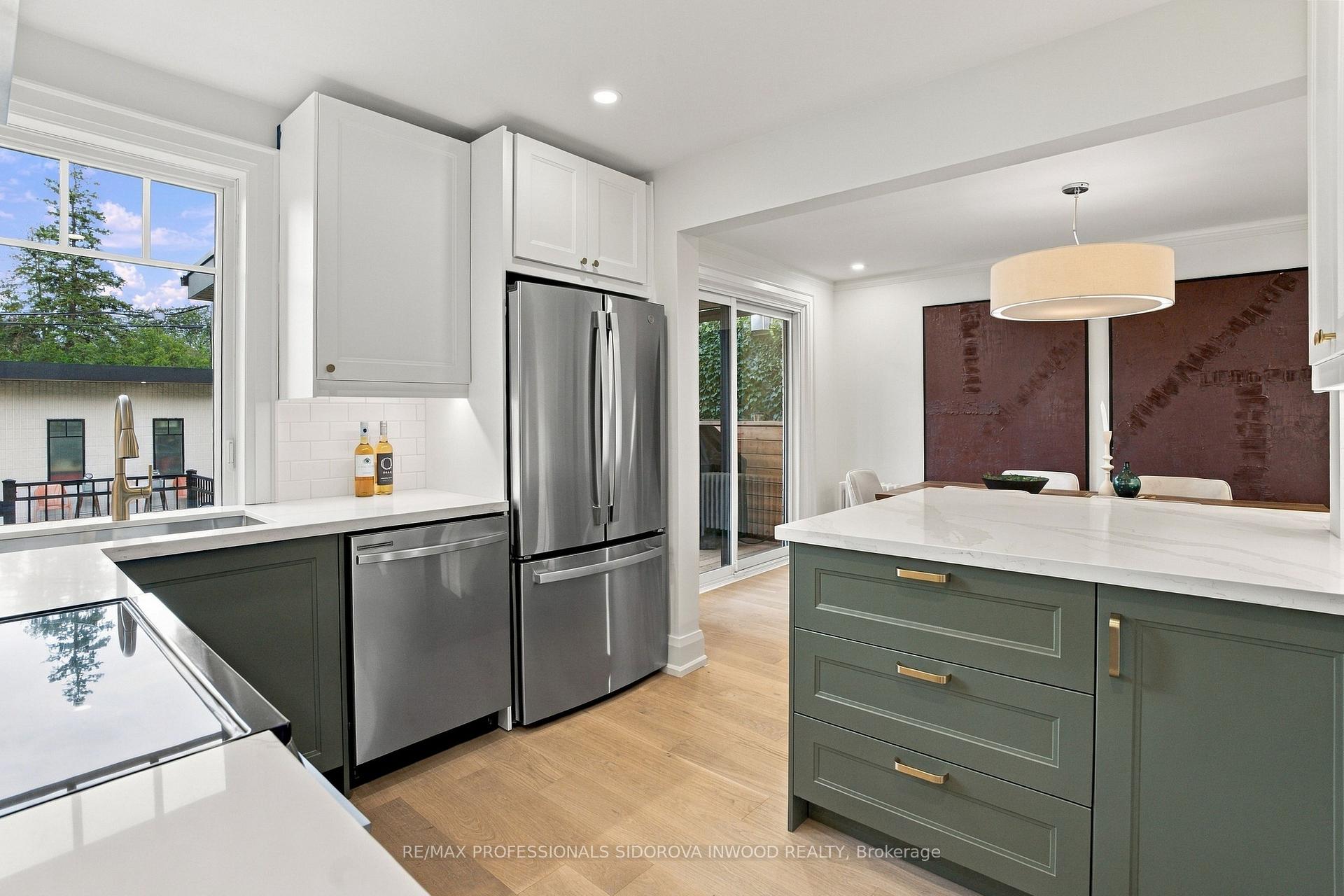 Photo 13 of 227 Windermere Avenue, Toronto, High Park-Swansea — HOMEH