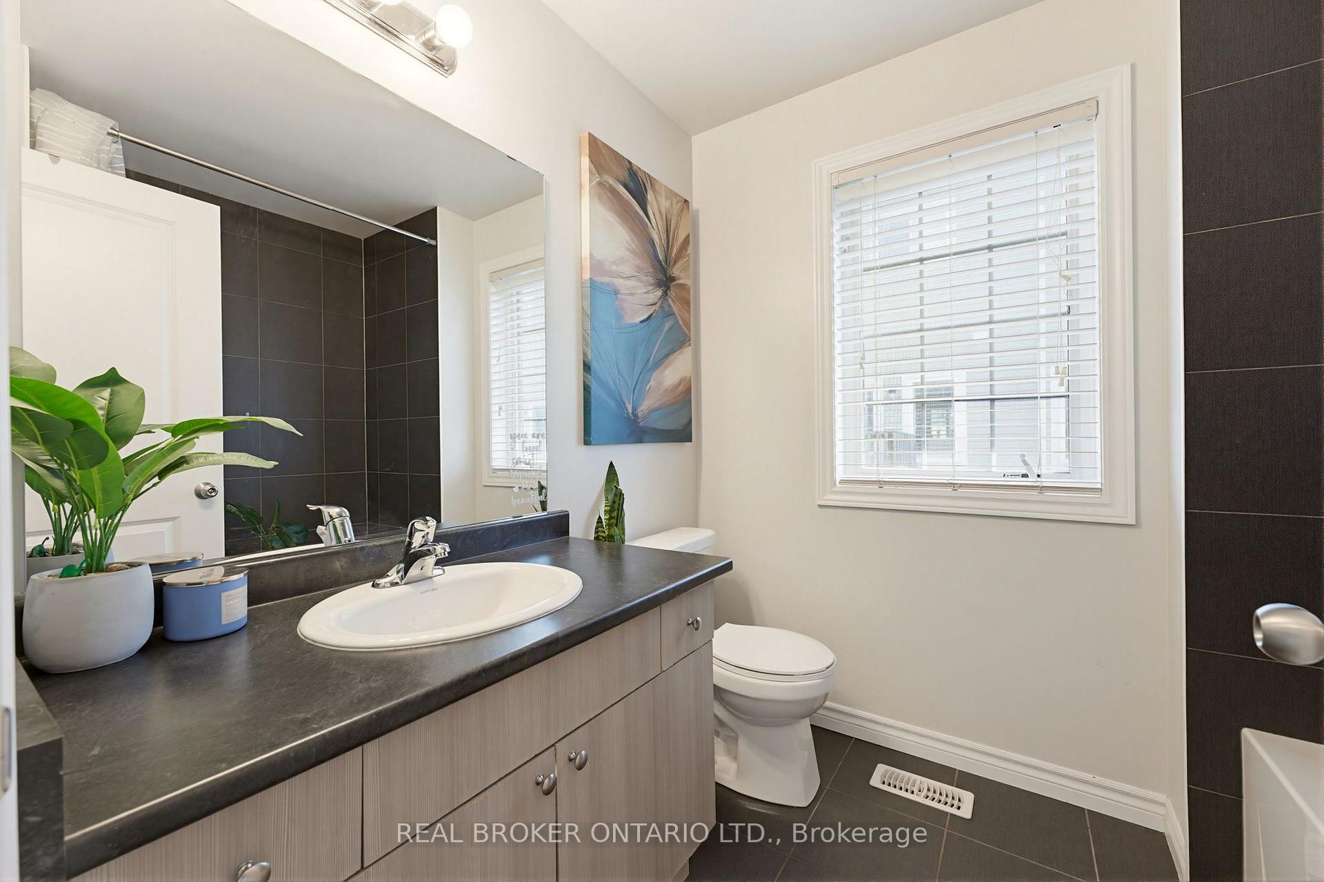 Photo 18 of 100 Chester Drive, Cambridge, Christopher-Champlain — HOMEH