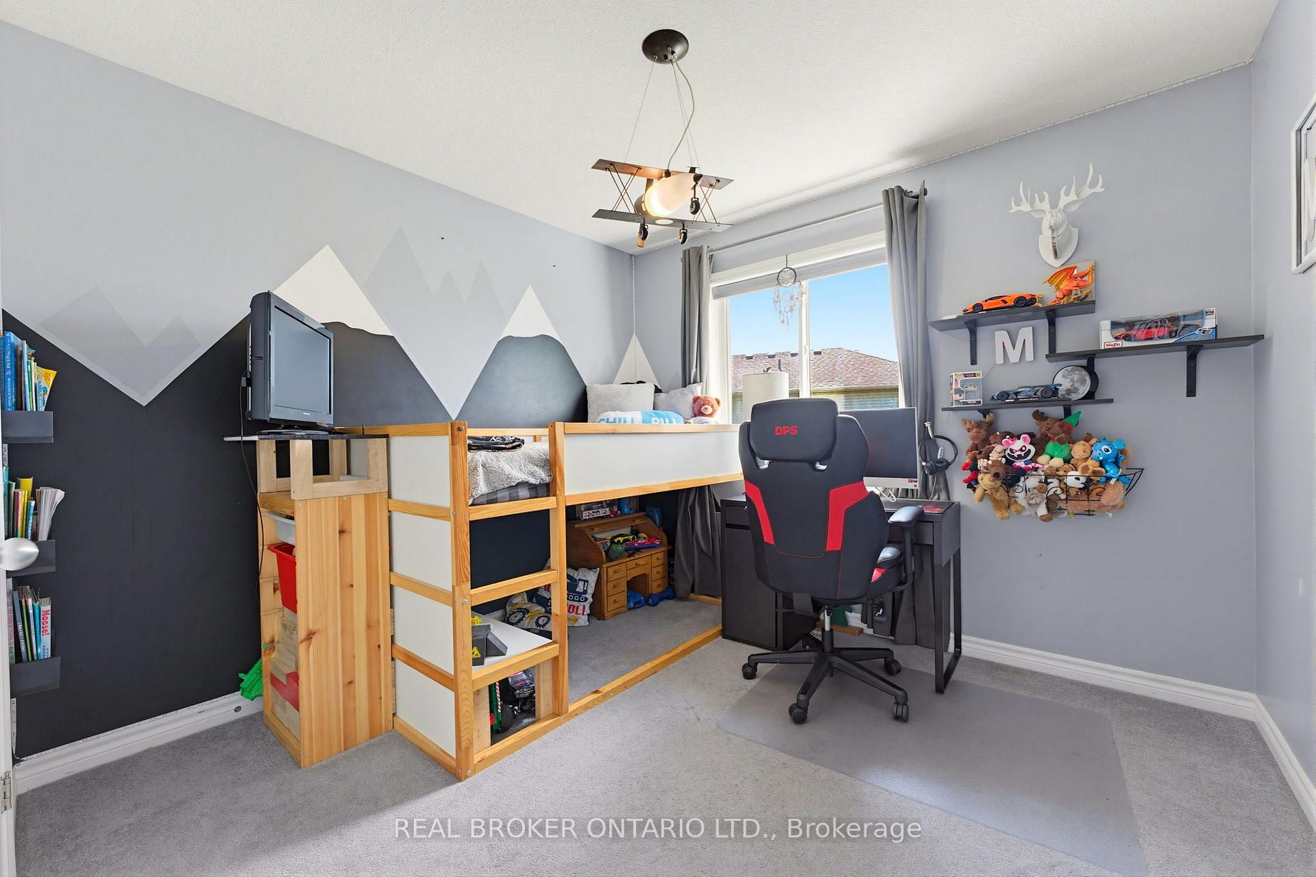 Photo 19 of 100 Chester Drive, Cambridge, Christopher-Champlain — HOMEH