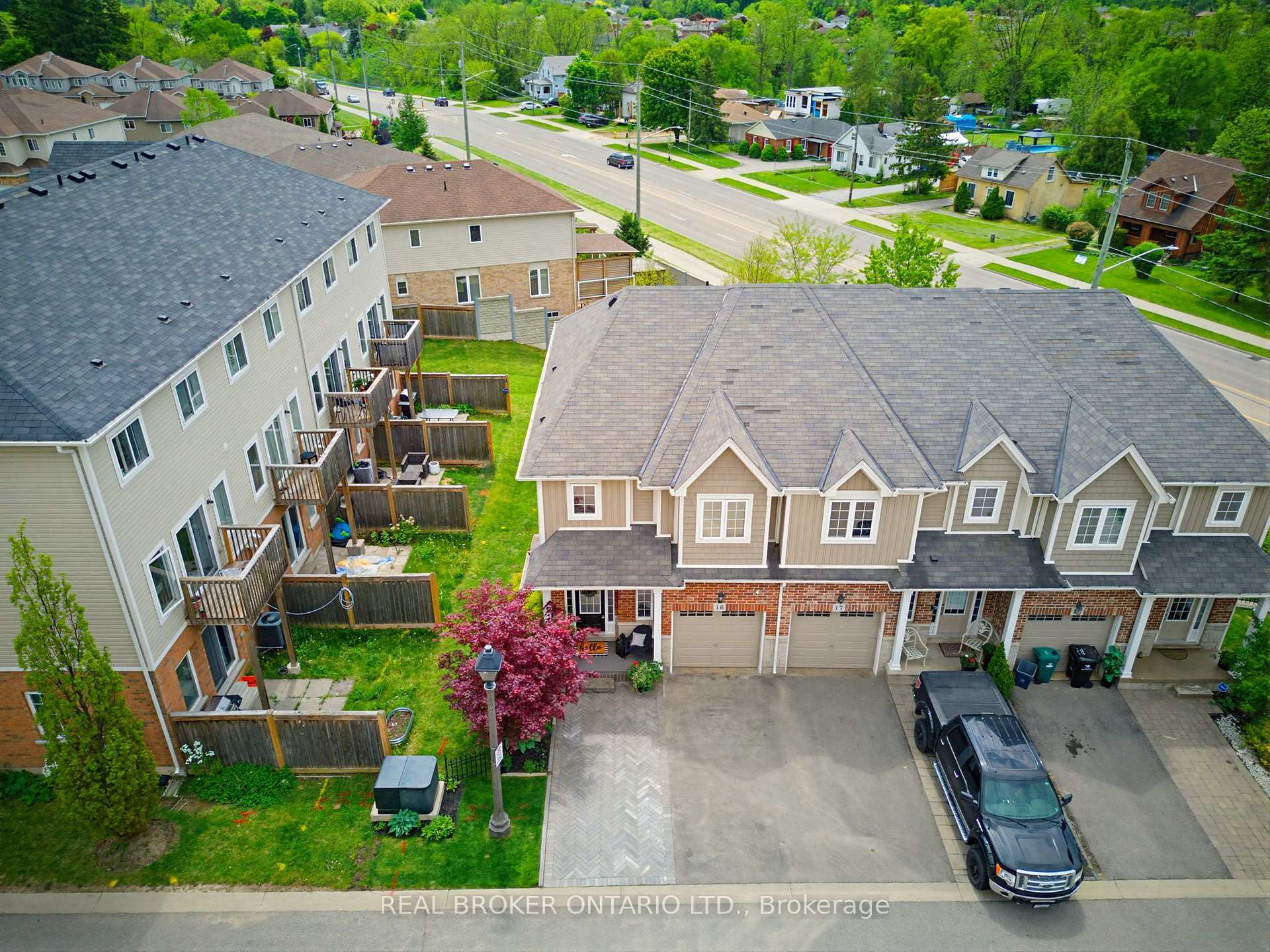 Photo 31 of 100 Chester Drive, Cambridge, Christopher-Champlain — HOMEH