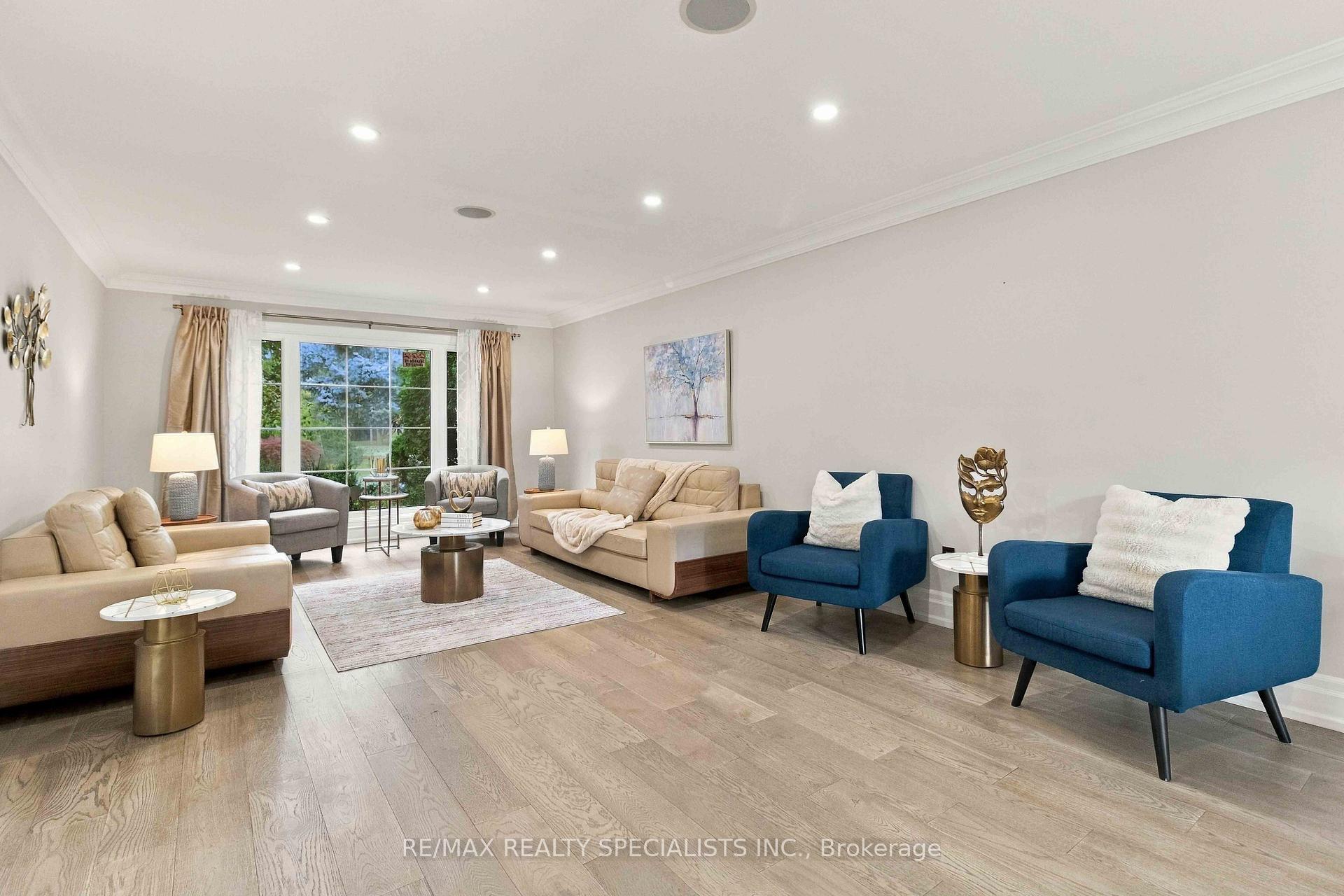 Photo 7 of 2255 Prince John Boulevard, Mississauga, Sheridan — HOMEH