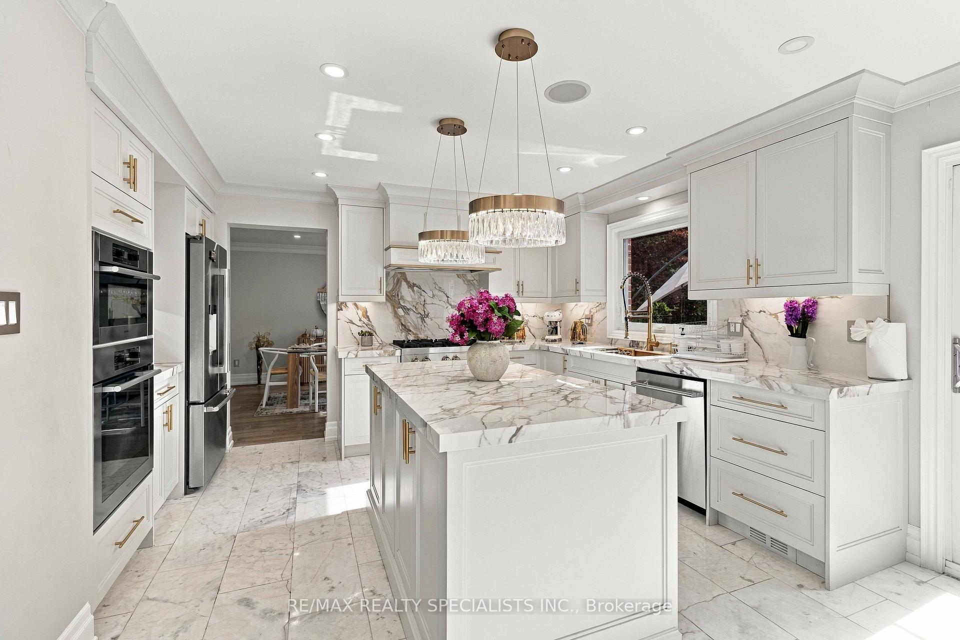 Photo 12 of 2255 Prince John Boulevard, Mississauga, Sheridan — HOMEH
