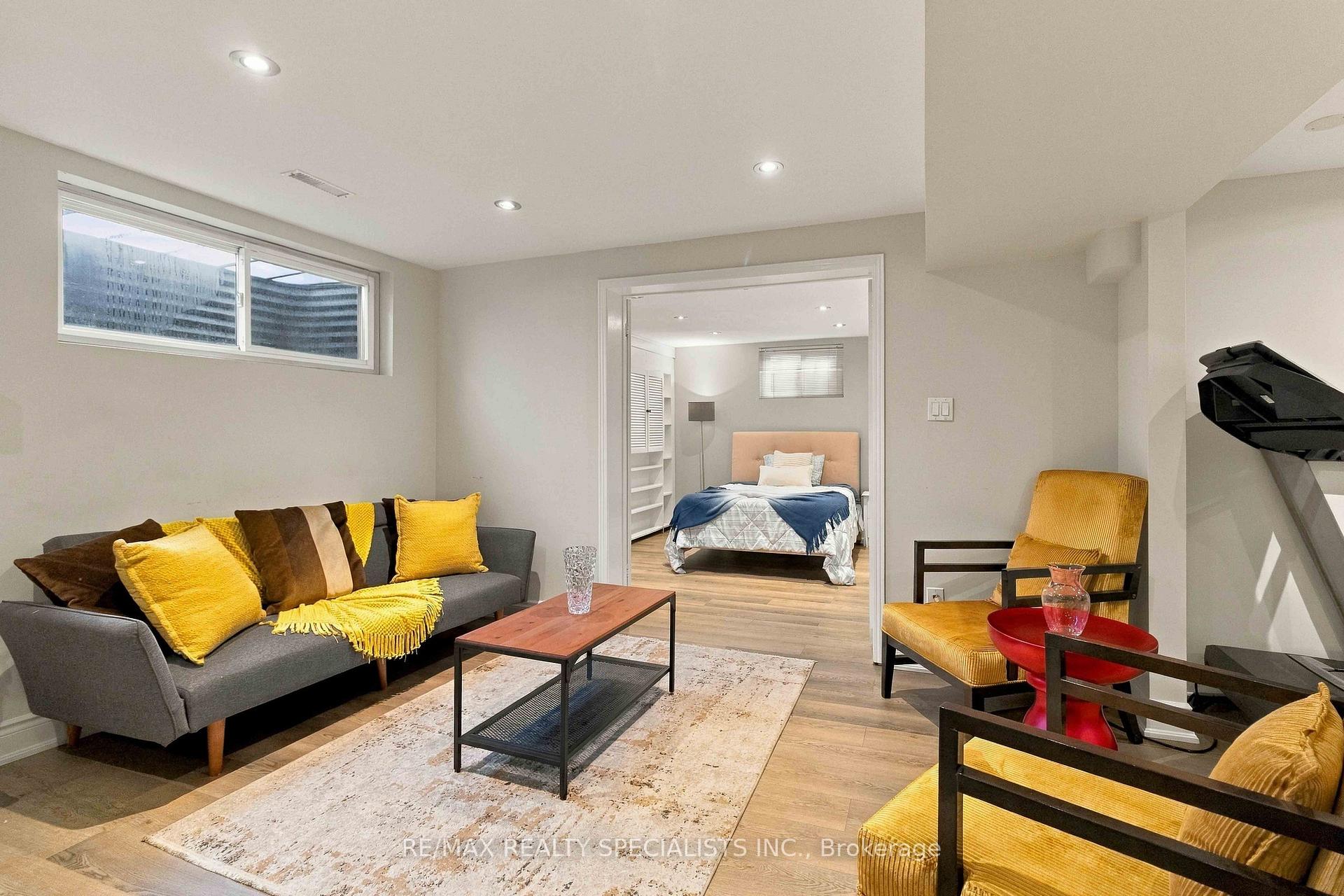 Photo 31 of 2255 Prince John Boulevard, Mississauga, Sheridan — HOMEH