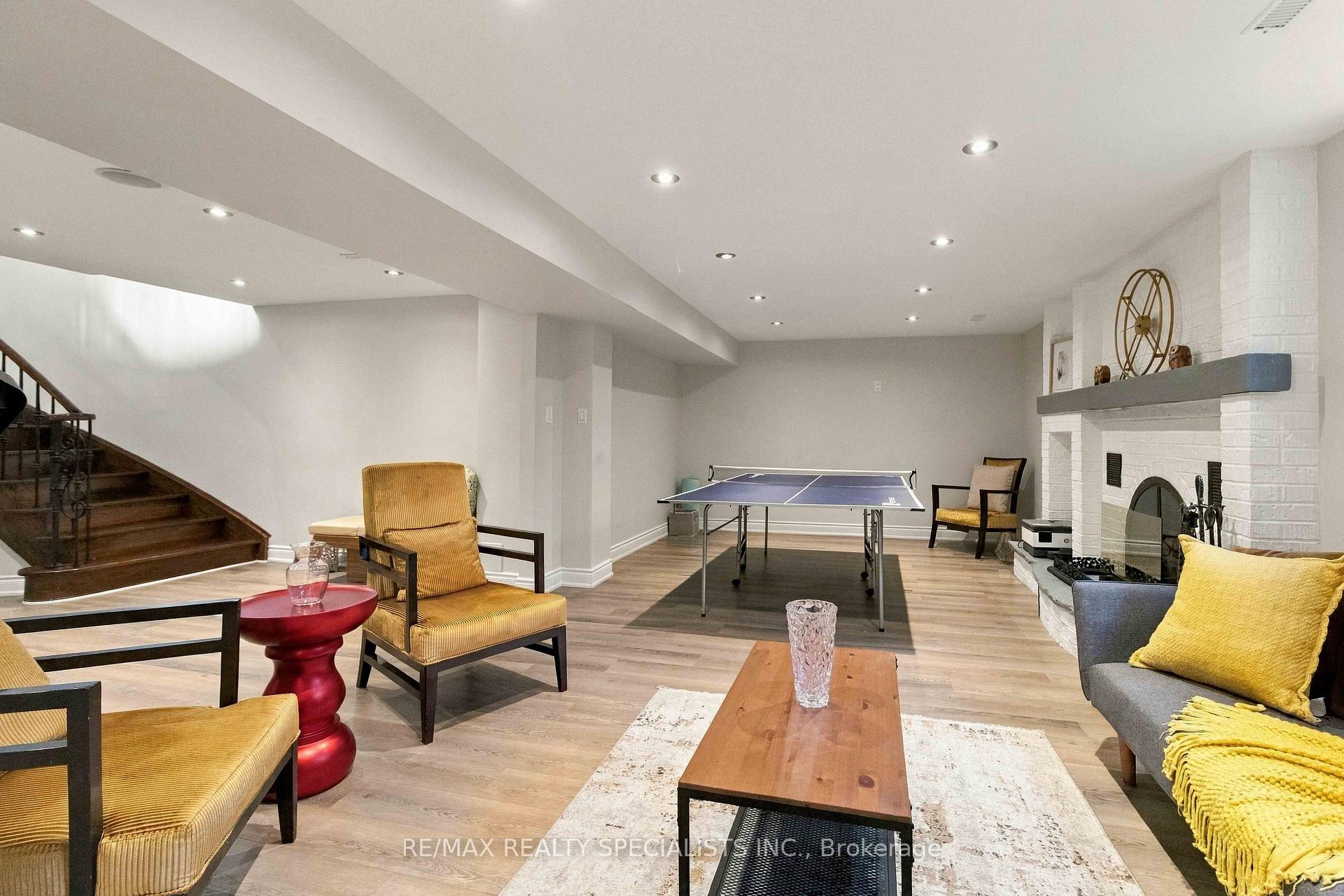 Photo 33 of 2255 Prince John Boulevard, Mississauga, Sheridan — HOMEH