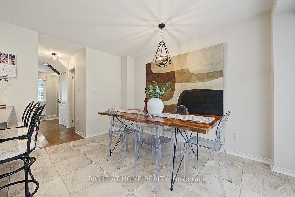 Photo 4 of 3829 Craighurst Avenue, Mississauga, Lisgar — HOMEH