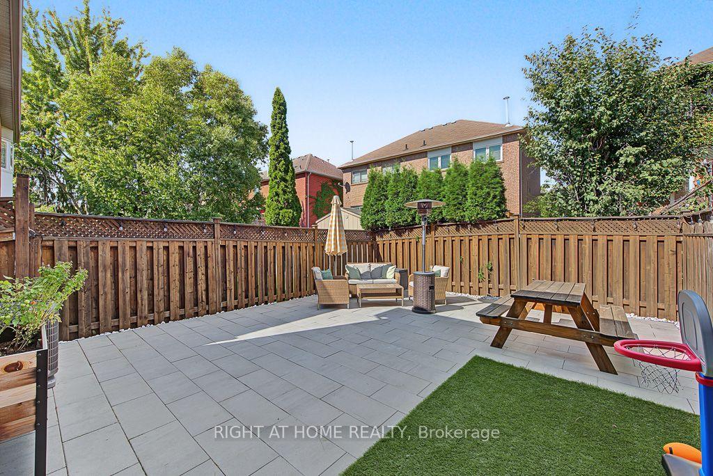 Photo 32 of 3829 Craighurst Avenue, Mississauga, Lisgar — HOMEH