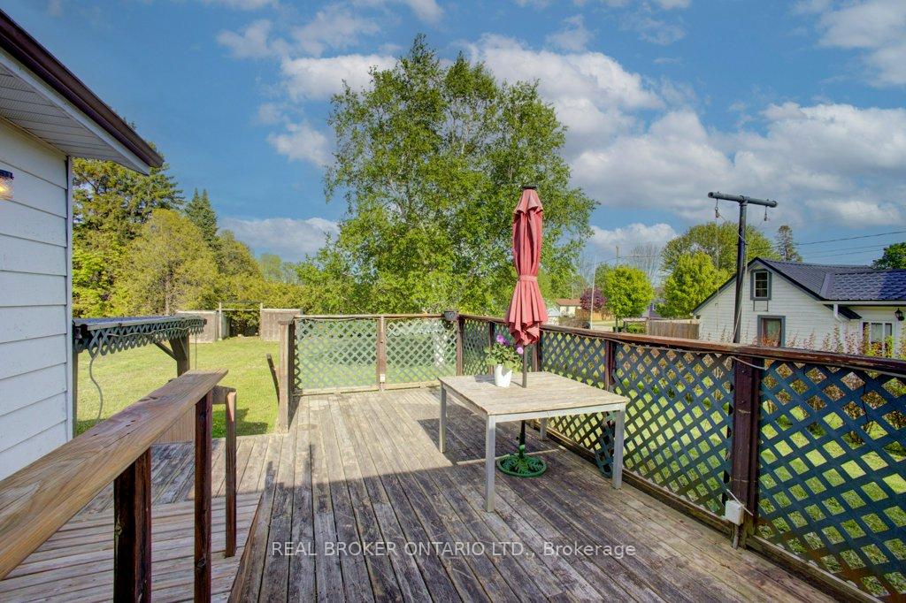 Photo 10 of 387 Countess Street S, West Grey — HOMEH