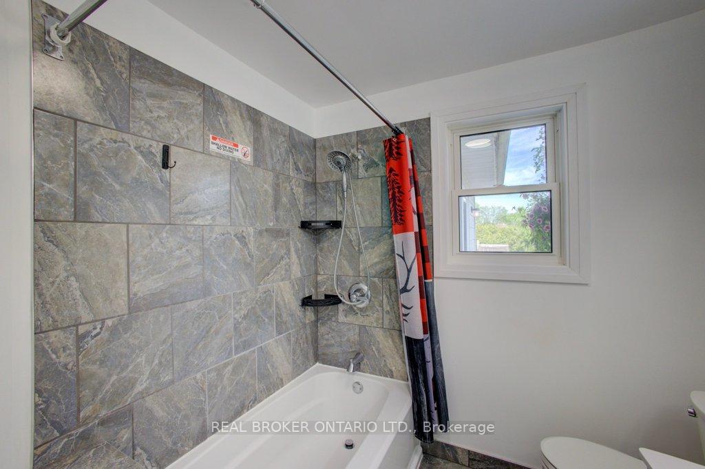 Photo 15 of 387 Countess Street S, West Grey — HOMEH
