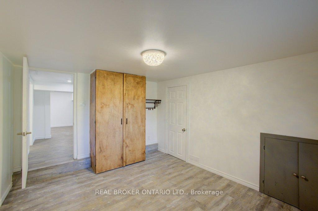 Photo 20 of 387 Countess Street S, West Grey — HOMEH