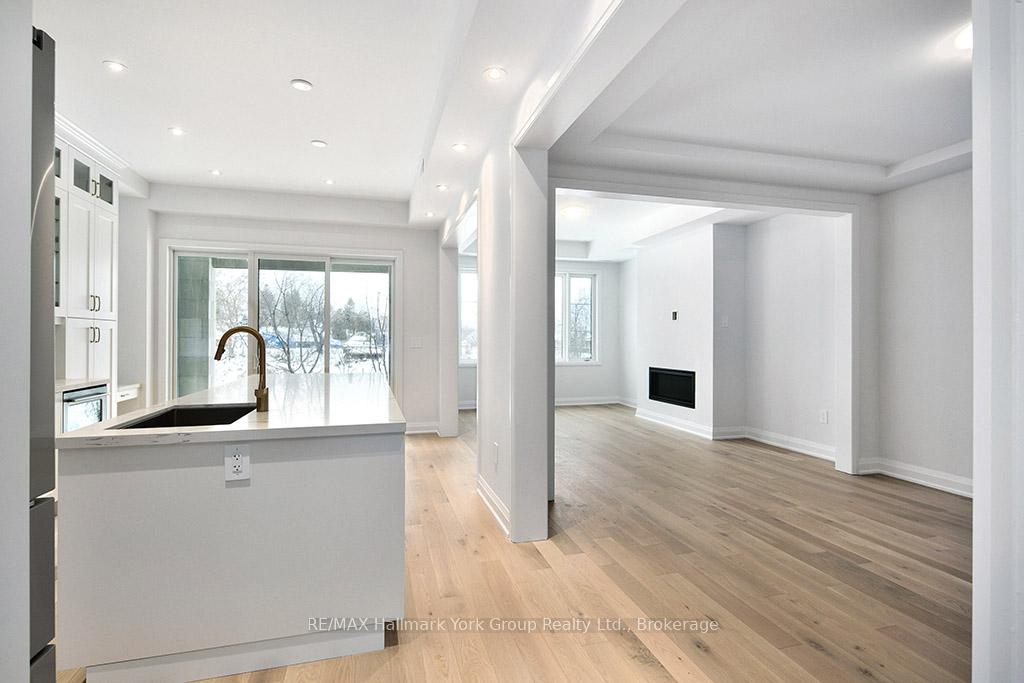 Photo 11 of 5-11 Bay Street E, Blue Mountains — HOMEH