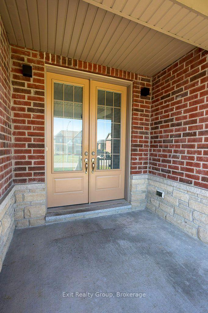 Photo 3 of 15 Summer Breeze Drive, Quinte West, Murray Ward — HOMEH