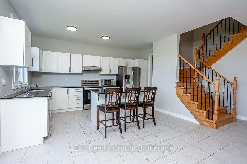 Photo 10 of 15 Summer Breeze Drive, Quinte West, Murray Ward — HOMEH