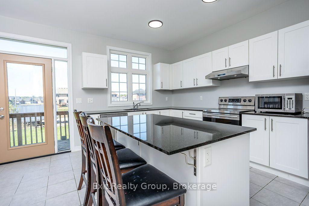 Photo 23 of 15 Summer Breeze Drive, Quinte West, Murray Ward — HOMEH