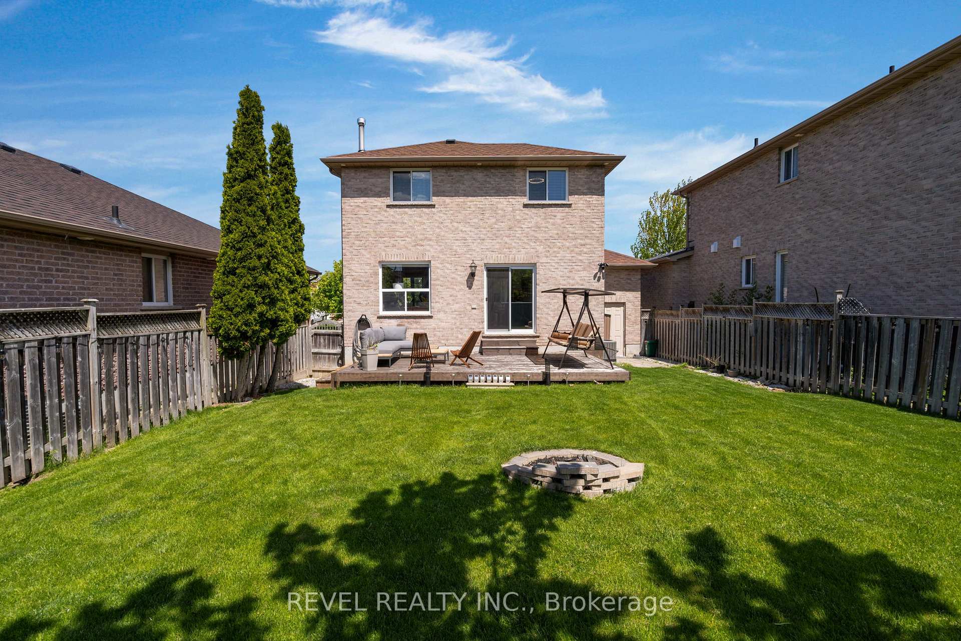 Photo 8 of 69 Stephanie Lane, Barrie, Painswick South — HOMEH