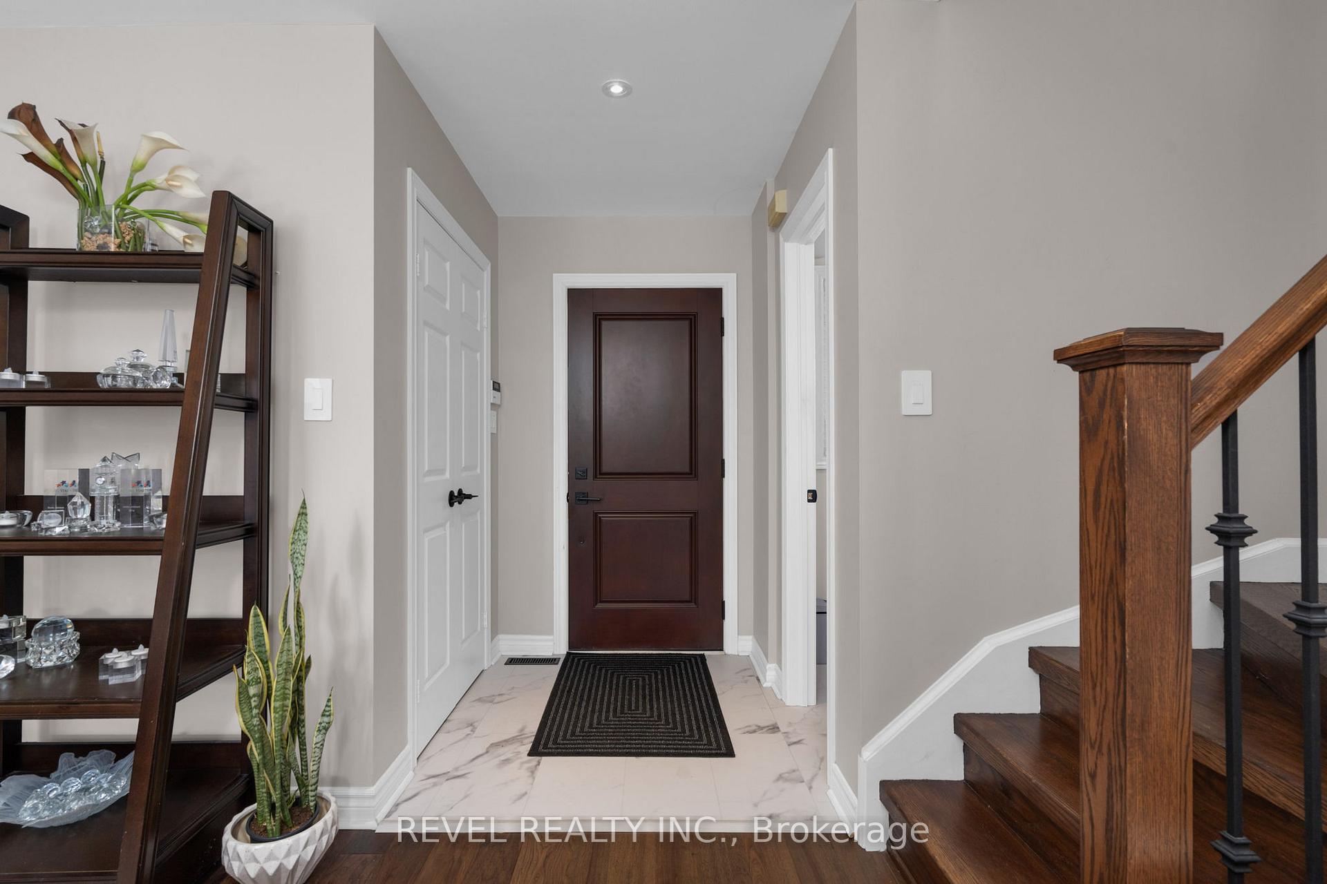 Photo 11 of 69 Stephanie Lane, Barrie, Painswick South — HOMEH